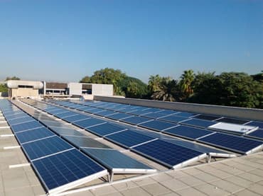 Kinsend Conception détaillée du schéma du système de montage sur toit plat
