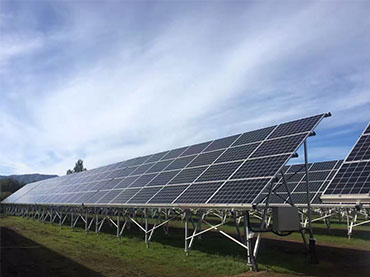 Le rabais de la taxe sur l'énergie solaire suisse stimule PV Développement de l'industrie