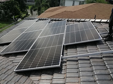 Système de montage sur toit en tuiles, Philippines