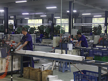 Les commandes d'accessoires de montage solaire sur toit en Thaïlande en grande quantité ont considérablement augmenté